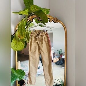 Sundry tan khaki belted pants size 25 nwt